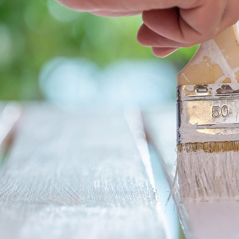 Como preparar e pintar madeira ou deck: passo a passo